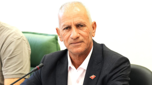 مقرر لجنة التخطيط الاستراتيجي بالبرلمان: القوانين البالية والبيروقراطية تكبّل الاستثمار في تونس