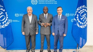 السالمي يستعرض الحوار الاجتماعي في تونس مع مدير منظمة العمل الدولية