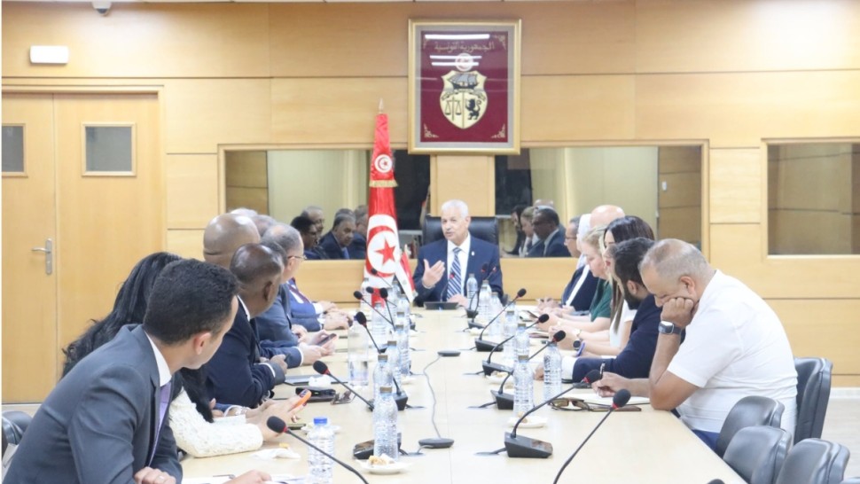 وزير التجارة