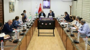 أشغال تحويل قنوات الماء الصالح للشرب بالمدخل الجنوبي للعاصمة محور أشغال جلسة بوزارة الفلاحة