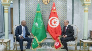 أمين عام منطقة التبادل الحر القارية الإفريقية يؤدي زيارة الى تونس