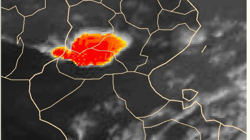 الليلة: خلايا رعدية محلية مصحوبة بأمطار مع تساقط البرد بالوسط وقفصة