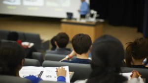 المصادقة على تأهيل وإعادة تأهيل 1205 مسالك تكوين جامعي عمومي