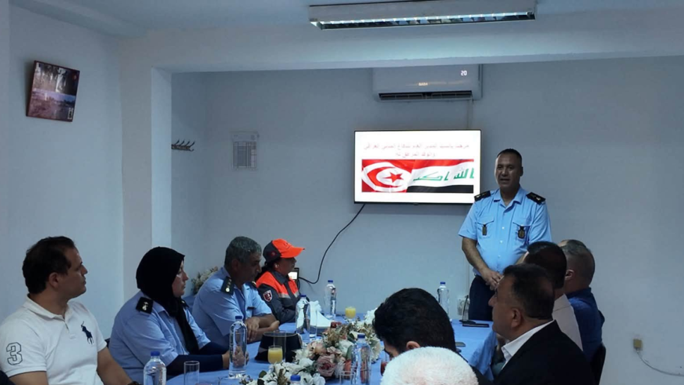 مديرية الدفاع المدني بالعراق تطلع على التجربة التونسية في الوقاية من حرائق الغابات ومكافحتها