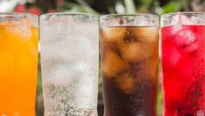 علماء: 5 مشروبات شائعة تسبب تلف الكلى