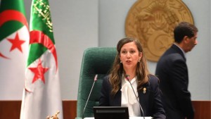 انتخاب أول امرأة لرئاسة مجلس النواب في الجزائر