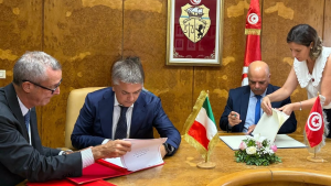 تونس وإيطاليا توقّعان اتفاقا إطاريا لتعزيز التعاون في النقل واللوجستية