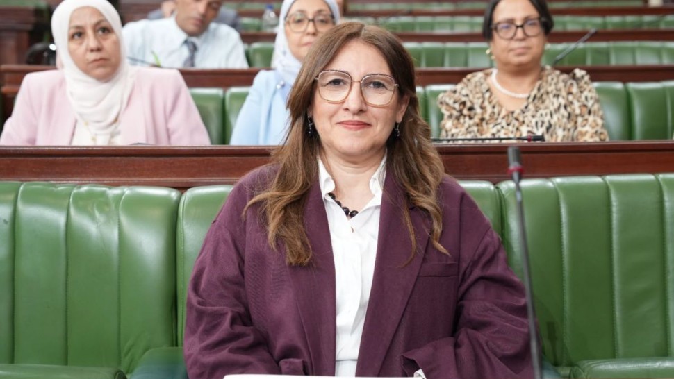 وزيرة المالية : العمل متواصل لإعداد منصة انتداب من طالت بطالتهم