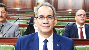 وزير التعليم العالي: شرط المادة الاختيارية العلمية لحاملي البكالوريا آداب للالتحاق بشعبة التمريض هدفه ضمان الكفايات الأساسية