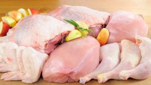 وزارة التجارة تحدد الأسعار القصوى لبيع الدجاج الحي والجاهز للطبخ