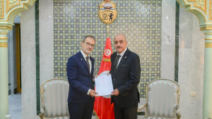 وزير الخارجية يتسلّم نسخة من أوراق اعتماد سفير بلجيكا بتونس