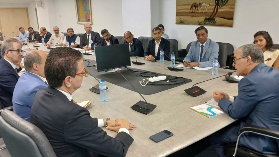 وزير الاقتصاد يبحث مع مستثمرين هنود فرص تعزيز الاستثمار في تونس