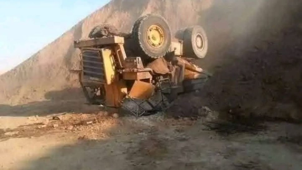 قفصة : انقلاب شاحنة نقل فسفاط يسفر عن وفاة سائقها