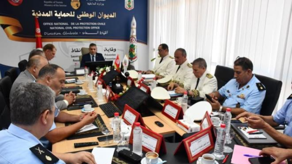 وزير الداخلية يشرف على جلسة عمل حول الاستعدادات لمجابهة التقلبات المناخية
