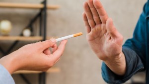 رئيس التحالف التونسي ضد التدخين: مراهق من بين كل 5 يستعمل إحدى وسائل التدخين