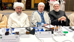 مفتي الجمهورية يدعو القيادات الدينية إلى اعتماد "ميثاق محمدي" لمواجهة العنف ضد المرأة