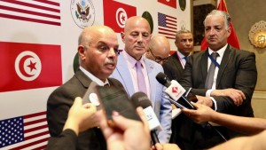 وزير النقل: الموانئ البحرية التجارية تؤمن 98 %من المبادلات التجارية الخارجية لتونس