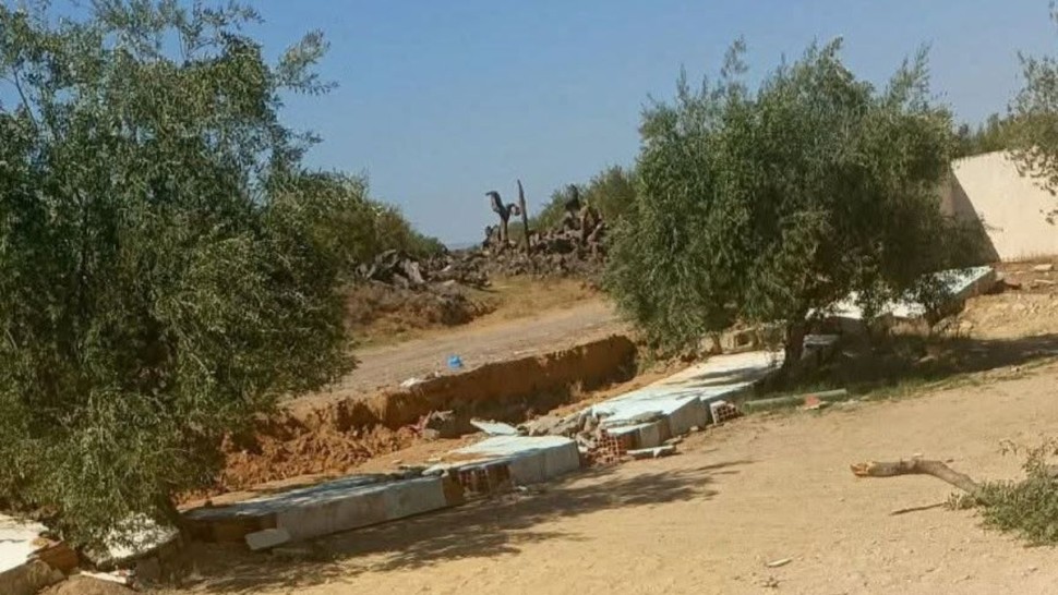 سور مدرسة