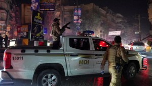 سوريا : 7 قتلى بإطلاق نار استهدف حافلة كانت تقل مدنيين