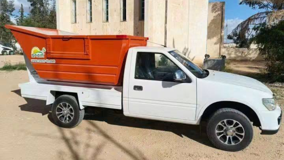سوق الجديد: دعم أسطول النظافة بشاحنة جديدة واقتراح إحداث فضاء ترفيهي