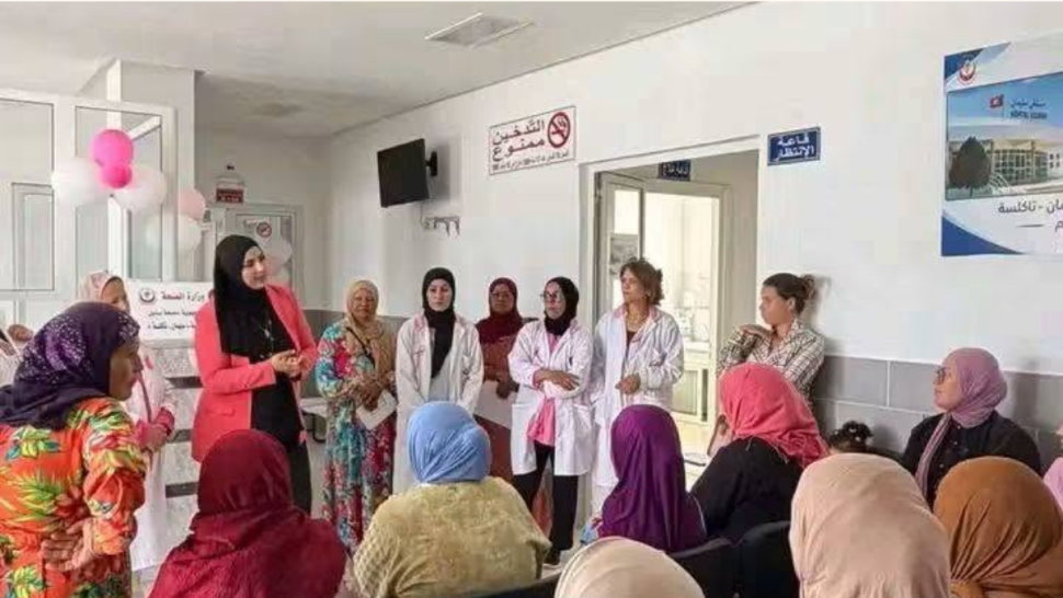 نابل:حوالي 70 امرأة يستفدن من اليوم الافتتاحي لـ"أكتوبر الوردي" بتاكلسة