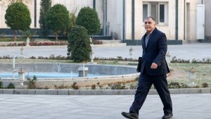 وزير النفط الإيراني يستقيل... وبزشكيان يعيّن قائماً بالأعمال