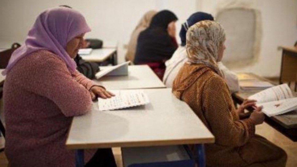 تعليم الكبار تونس