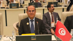 صلاح الزواري: تونس تتطلع إلى شراكات دولية في الطاقات المتجددة والمحروقات
