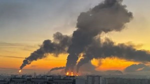 رغم هدنة ترامب.. أوكرانيا تستأنف ضرب المصافي الروسية