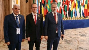 وزير الفلاحة يبحث مع نظيريه المصري والليبي تعزيز التعاون في إدارة الموارد المائية