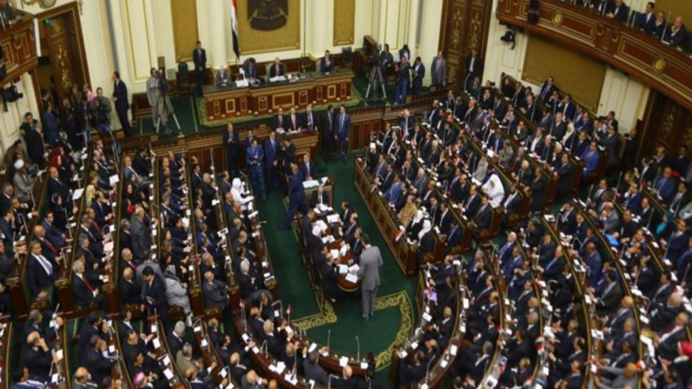 البرلمان المصري يوافق على إرسال قوات دفاعية إلى السعودية
