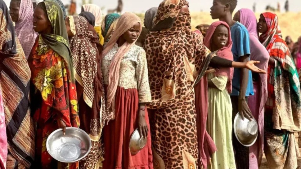 32 دولة بينها تحذر من مجاعة في السودان