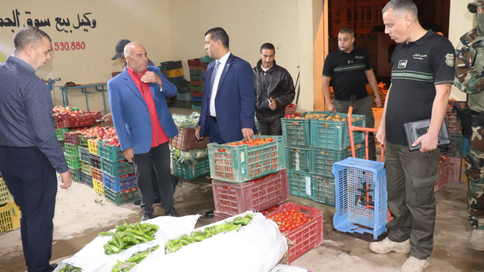 جندوبة: حجز كميات من الطماطم ورفع مخالفات اقتصادية خلال حملة رقابية